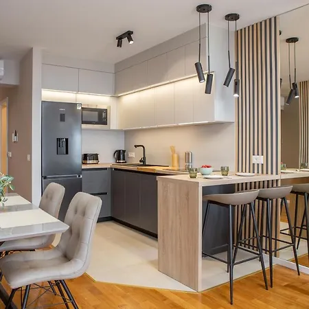 A&n - Partial Sea View And Free Parking Apartment Makarska